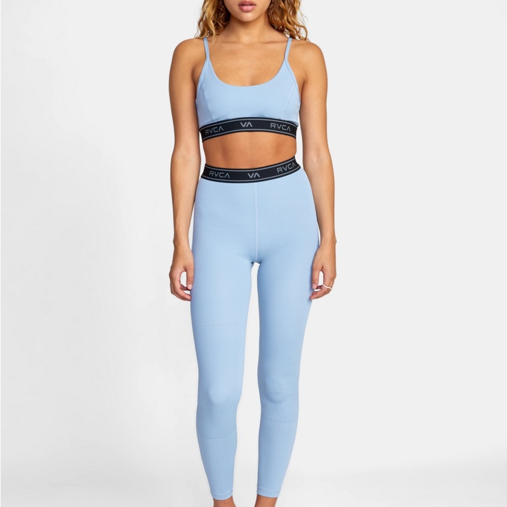 NWT - RVCA - RVCA Base Workout Leggings
Sky Blue Activewear